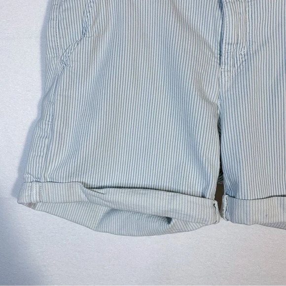 Levi’s Railroad Stripe Blue Denim Shorts Cuffed - Picture 4 of 7